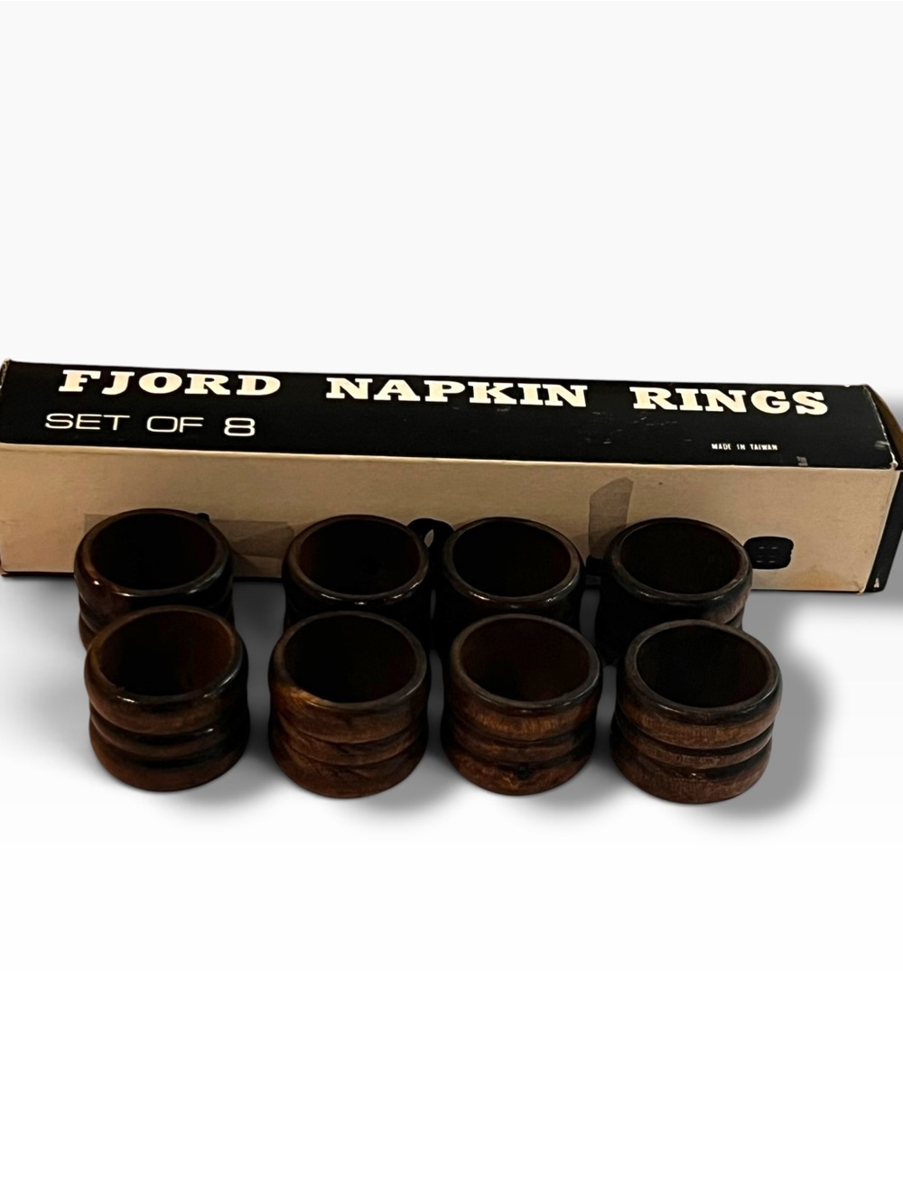 Vintage Wood Napkin Rings Lot of 8 Table Decor- MCM Original Box- E-5